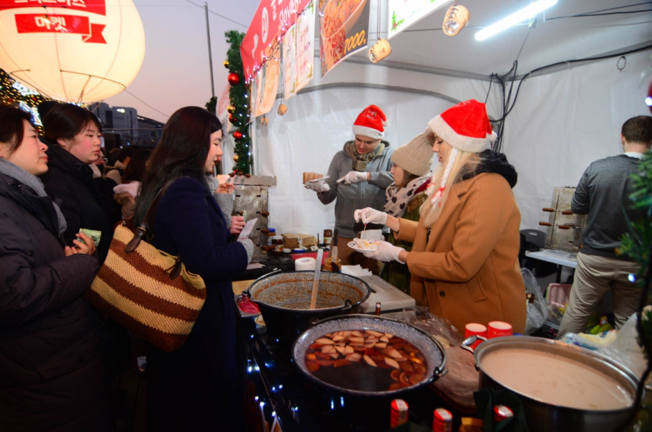 European Christmas Market: Christmas in Seoul